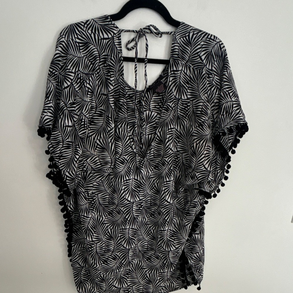 Faded Rose Women's Cover Up Black White Leaf Print Pom Pom Trim Polyester Size L - Picture 4 of 5